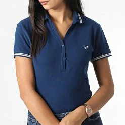 Meilleur prix 💯 Polo Femme Manches Courtes Slim Fasic Bleu Marine de Kaporal 🤩
