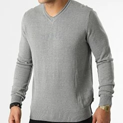 Remise 🧨 Pull Col V Salem Gris de Kaporal 🎉